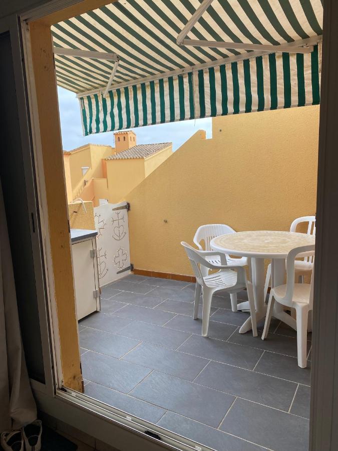 Joli Appartement Mezzanine Avec Parking La Roquille 阿格德 外观 照片